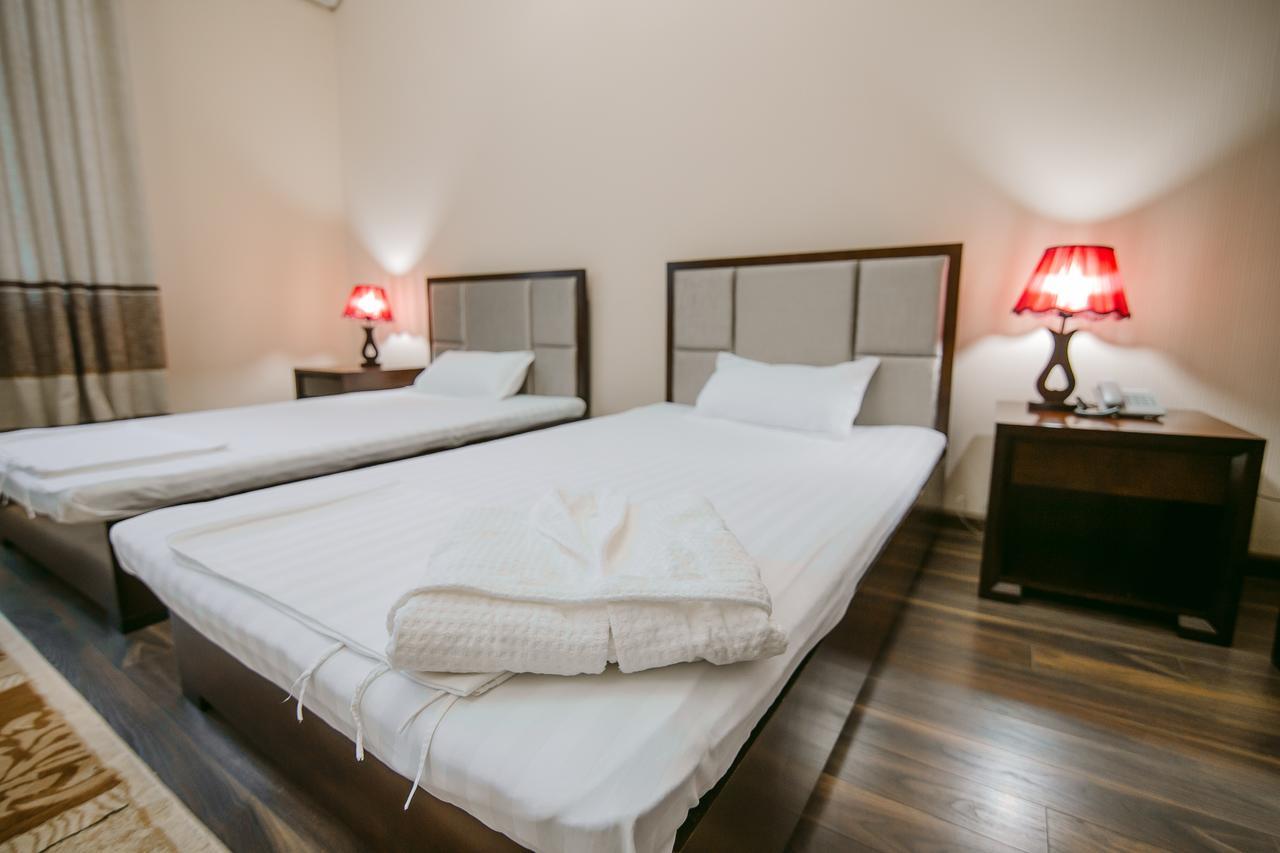 Hotel Inju Taraz Exteriér fotografie